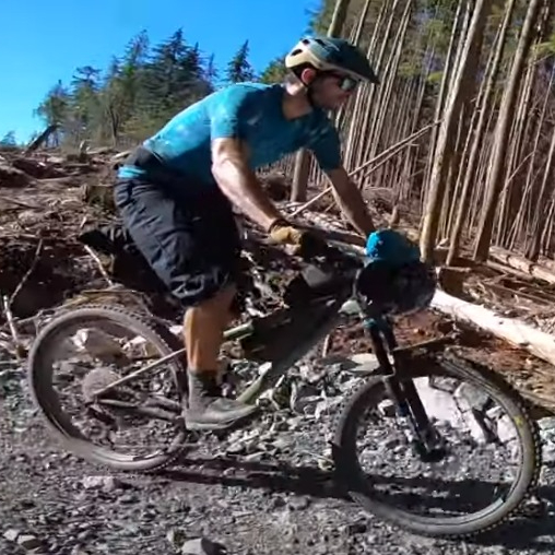 Coastlines. Backpacking the Sunshine Coast Trail. Video