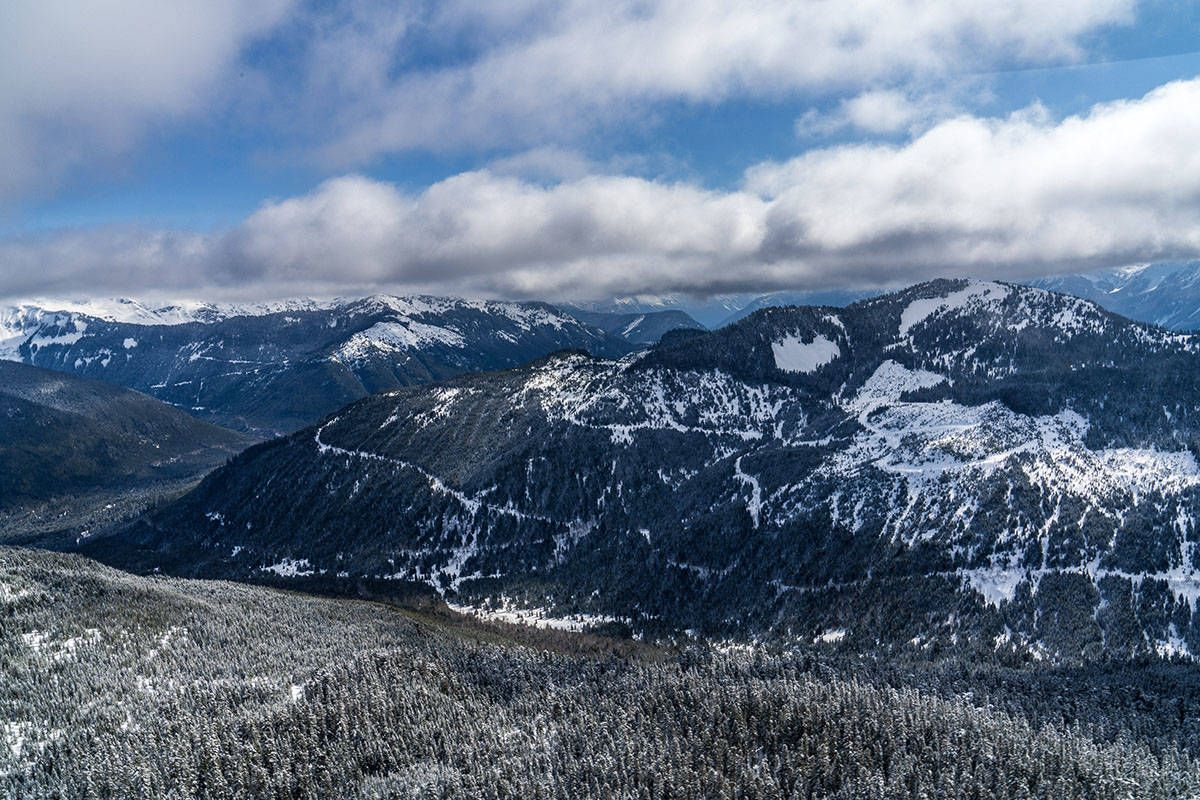 PROPOSED YEAR-ROUND RESORT NEAR CHILLIWACK